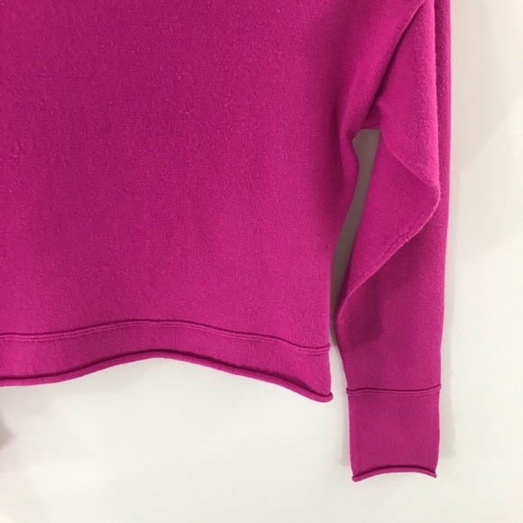 (Sold) Q&A Womens Midriff Cropped Pink Sweater - Picture 3 of 6